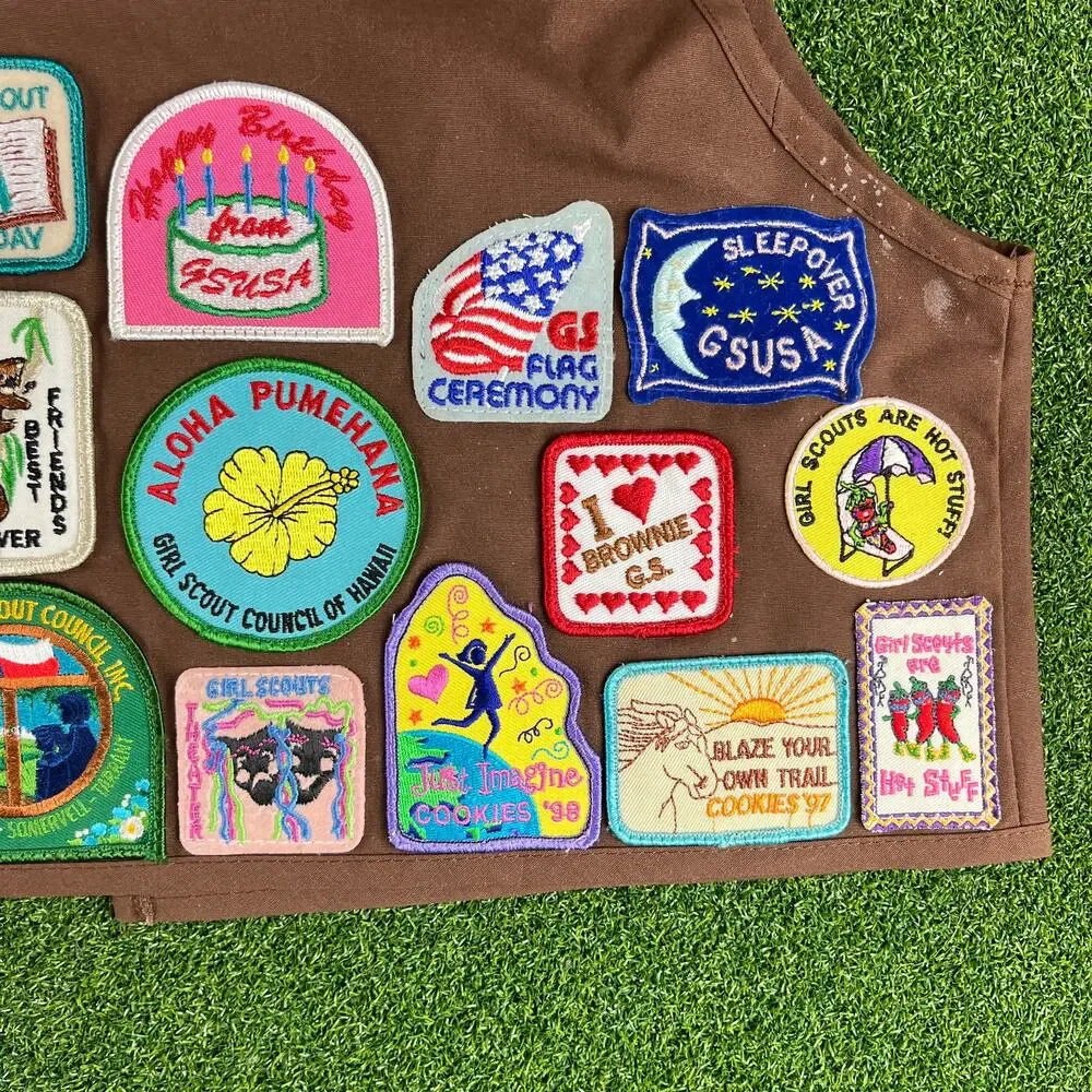 Vintage 90s Girl Scouts Brownie Vest with Patches Circle T Council Sz L 16-18+